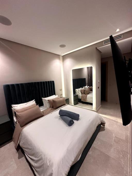 Skyline Luxury 2 A Proximite De La Gare Casa Voyageurs Casablanca