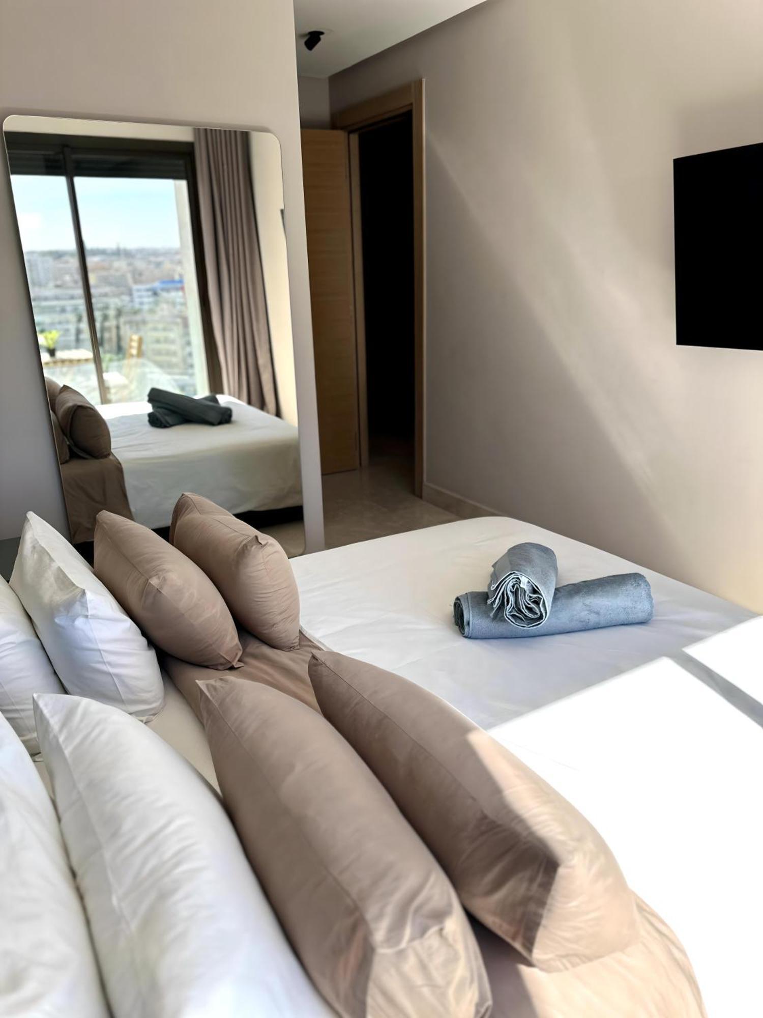 Skyline Luxury 2 A Proximite De La Gare Casa Voyageurs Apartamento *